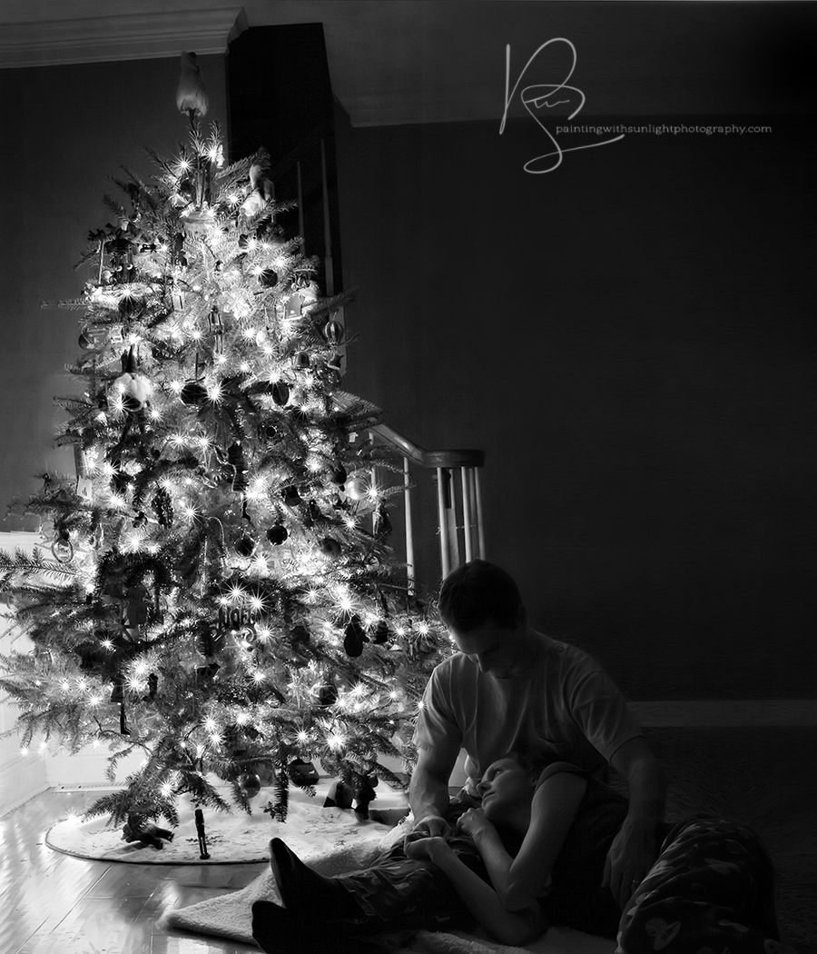 Louisville Family Photographer, Louisville Newborn Photographer, Christmas Tree Pictures